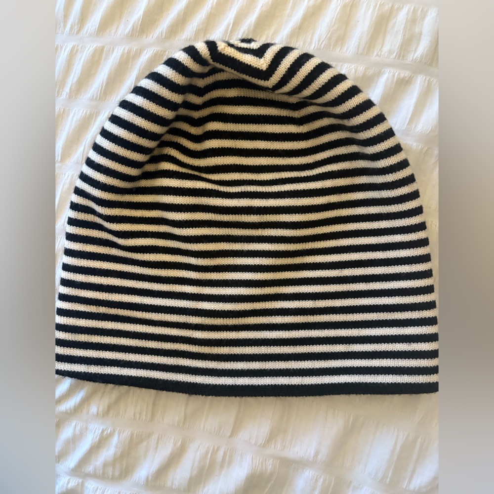 Kate Spade Striped Knit Beanie in Black and Cream